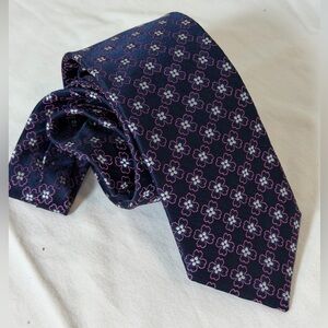 Bugatchi Modern Width Slim Classic Navy and Pink Floral Tie